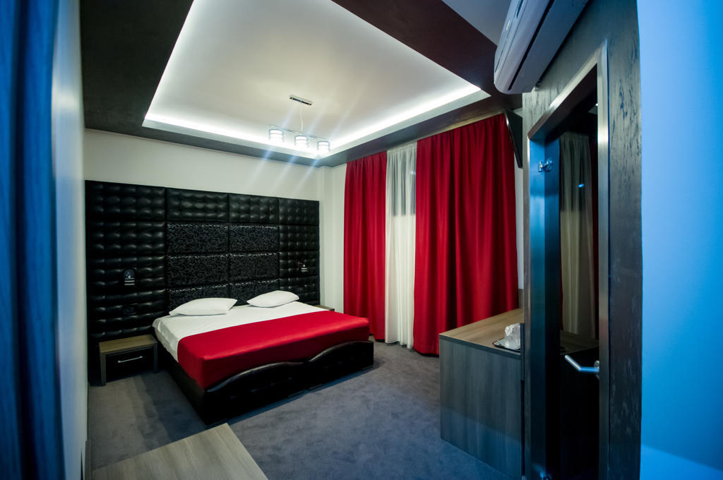 Hotel Aqua Târgu Jiu Εξωτερικό φωτογραφία