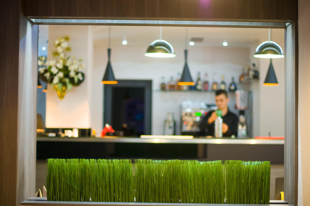 Hotel Aqua Târgu Jiu Εξωτερικό φωτογραφία