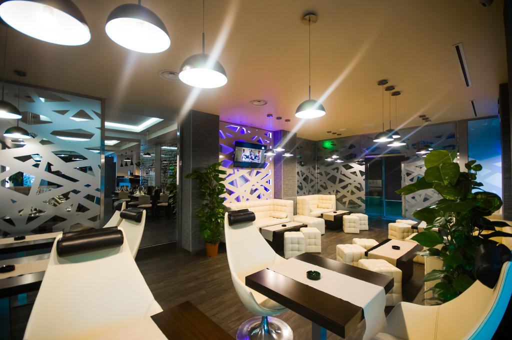 Hotel Aqua Târgu Jiu Εξωτερικό φωτογραφία